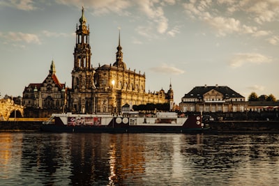 注册流程：一步一个脚印，走向成功