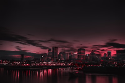 结语：开启您的香港金融之旅