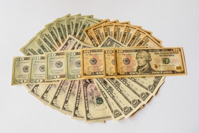 结语：把握机遇，稳健前行