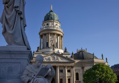 注册时间与费用：预估成本，合理规划